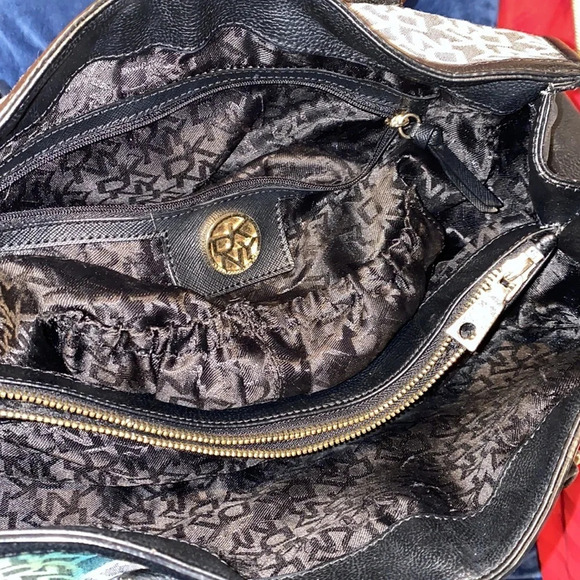 DKNY Logo tote handbag - Picture 4 of 16